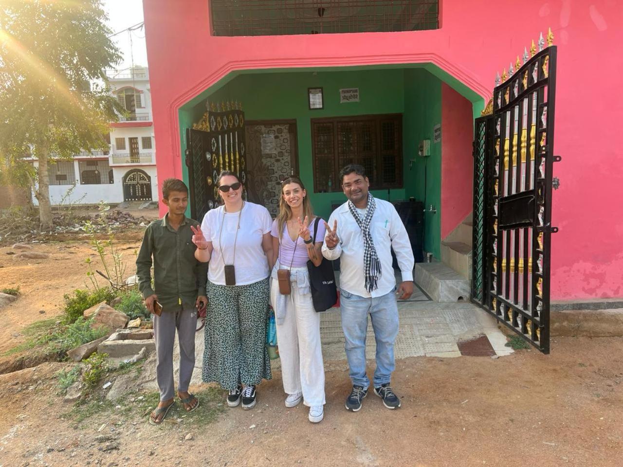 Indiana Home Stay Khajurāho Exterior foto